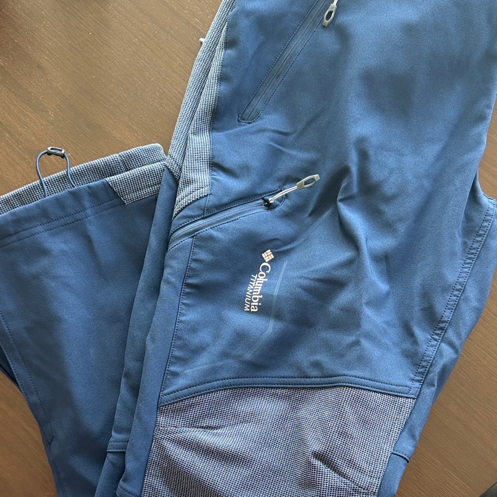 Columbia Titanium Navy Snow Pants